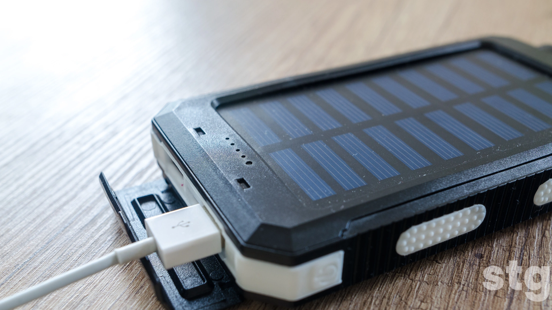 Best Solar Power Banks For Samsung In